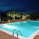 Сasa de vacaciones Casale Lupis