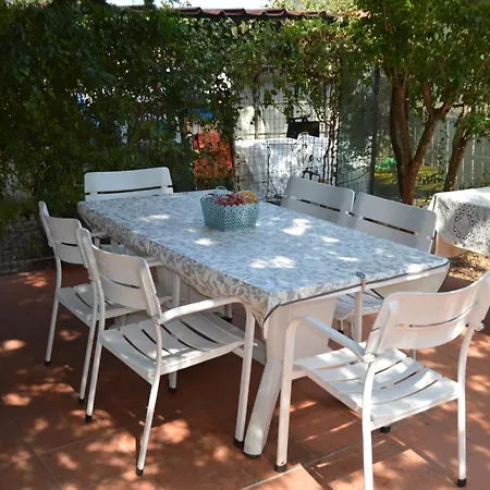 Casale Lupis Holiday home